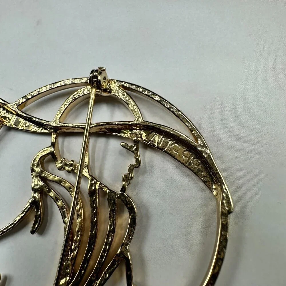 Vintage Lady Remington Brooch Gold Tone Abstract Modernist Circle Figural Design